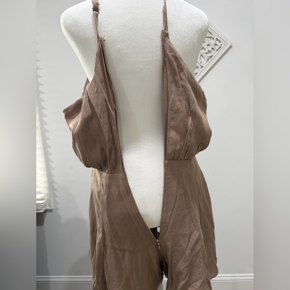 DO+BE Halter Neck Dress in Brown - Picture 12 of 13